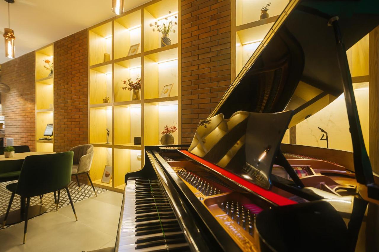 Park Plazza Otel Görice Dış mekan fotoğraf