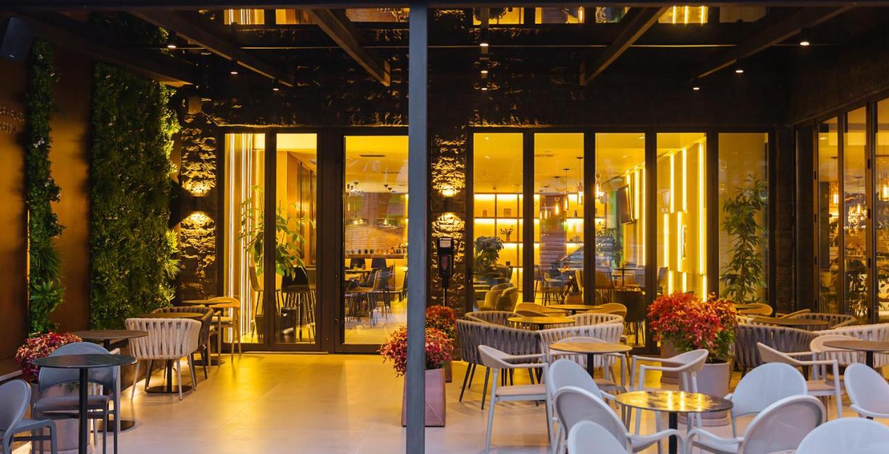 Park Plazza Otel Görice Dış mekan fotoğraf