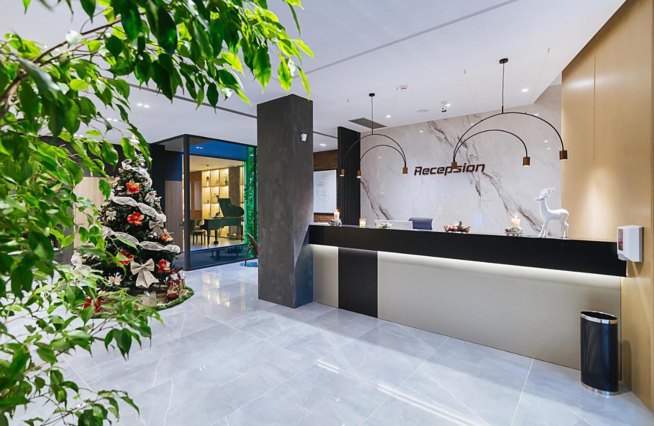 Park Plazza Otel Görice Dış mekan fotoğraf