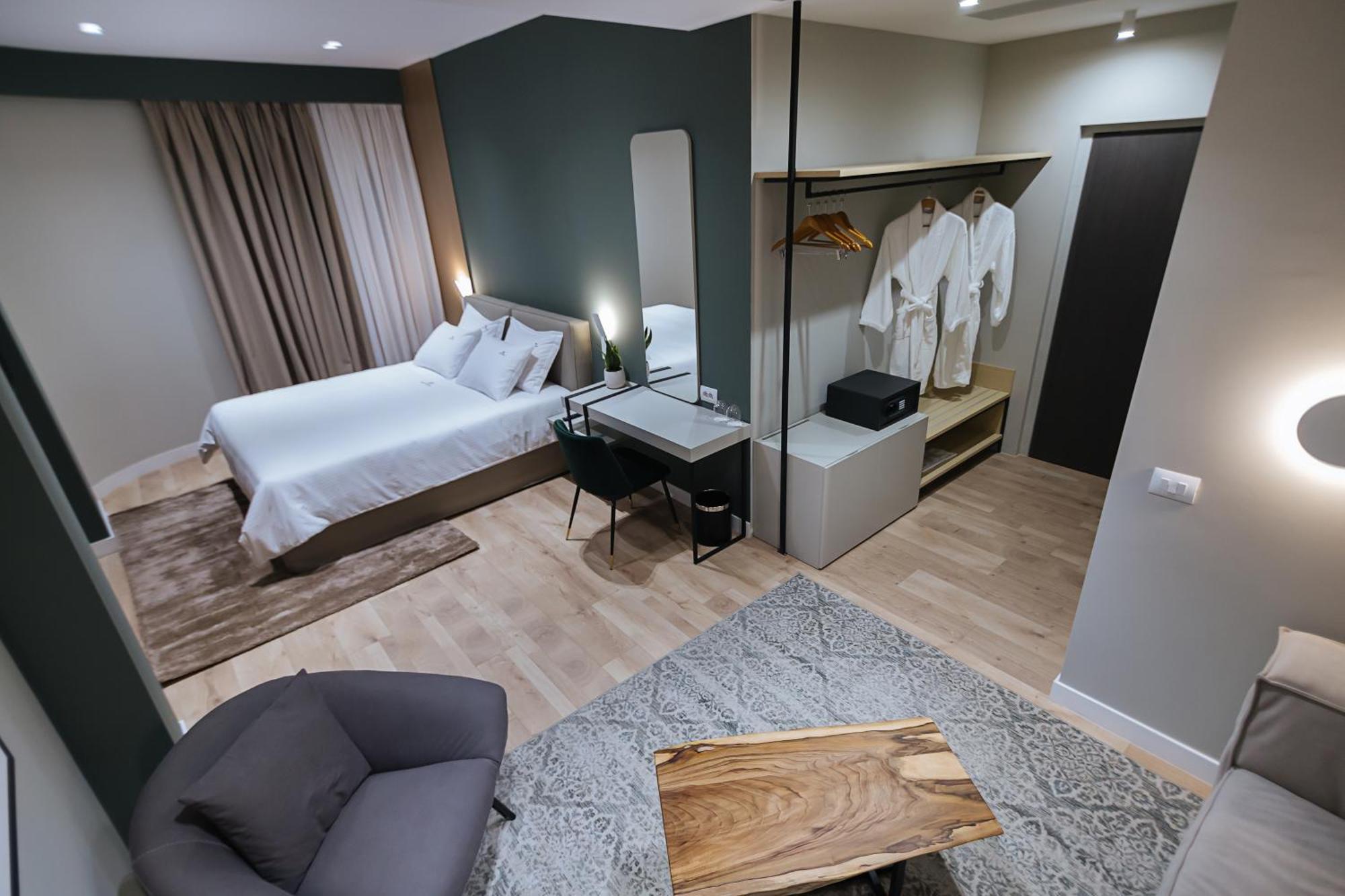 Park Plazza Otel Görice Dış mekan fotoğraf